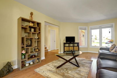 60 Kimbolton Cres, Ottawa - Kanata - Morgan's Grant/South March image-0-3