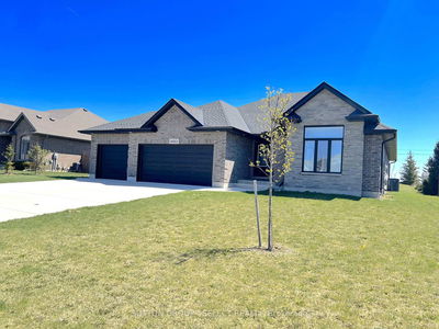 4062 Van Bree Dr, Plympton-Wyoming - Plympton Wyoming image-0-1