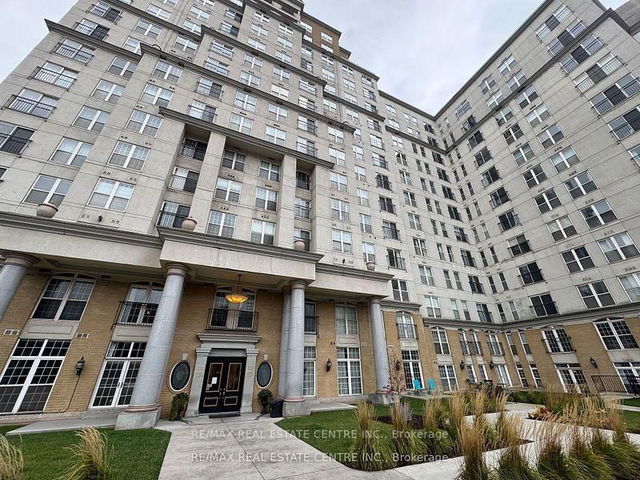 302 - 135 James Street