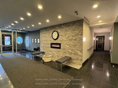 Unit 302 — 135 James St, Hamilton - Corktown image-0-3