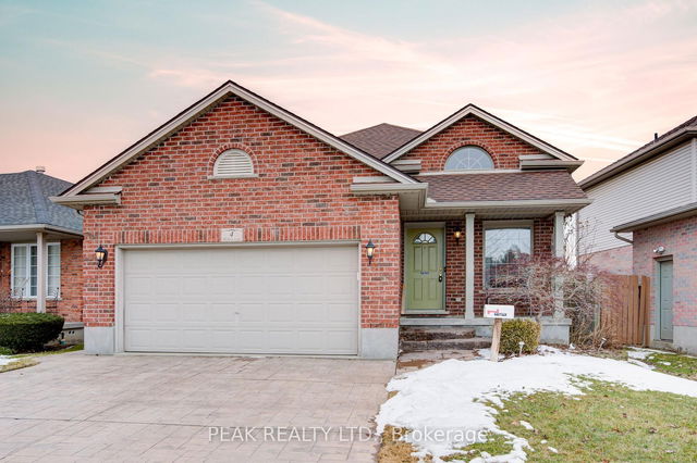 4 Hickory Lane