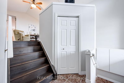 4 Hickory Lane, St. Thomas - St. Thomas image-0-2