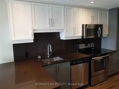 Unit T2-1807 — 330 Phillip Street — photo 6