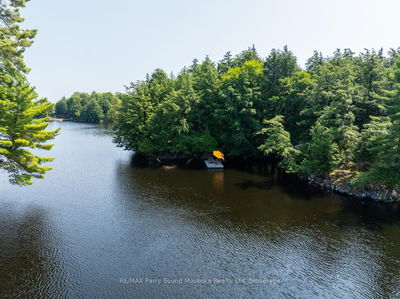 18 MEHARG Dr, McKellar - McKellar image-0-4