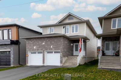 16 Park Cres, Loyalist - Amherstview image-0-2