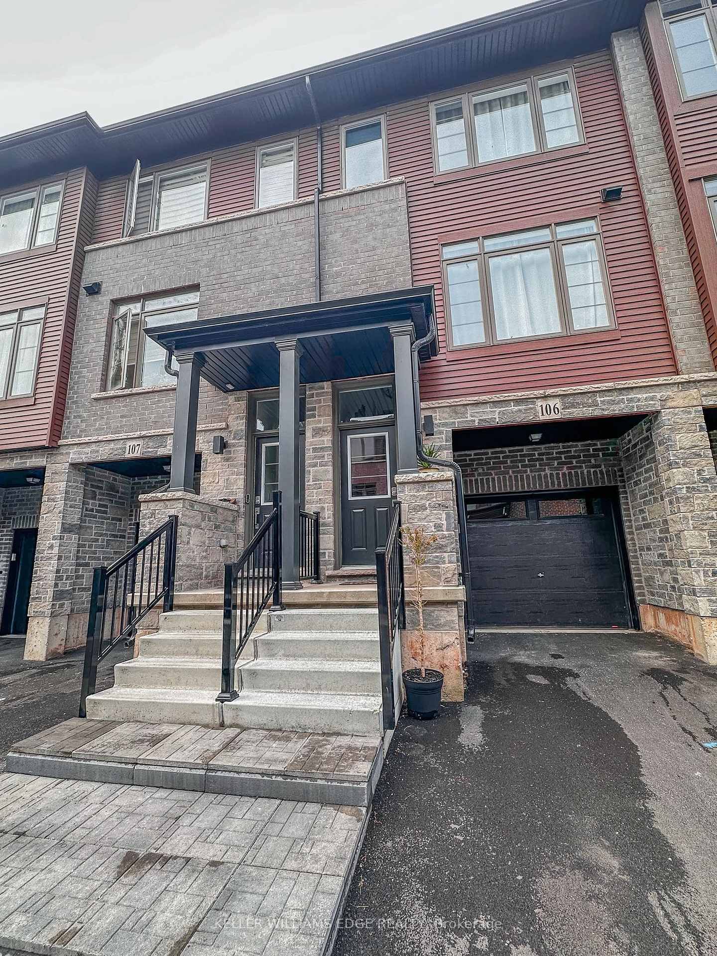 Townhouse for sale at 106-575 Woodward Avenue, Hamilton, Parkview, L8H 6P2 - MLS: X12110550