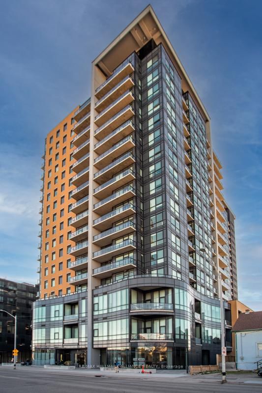 1508 - 100 Garment Street