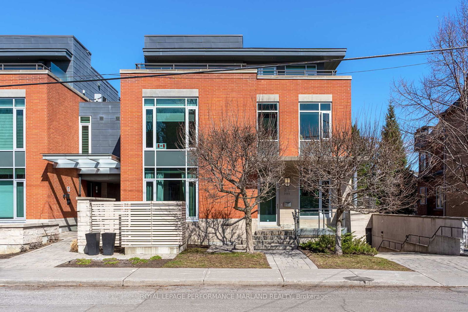 Condo sold at 202-27 First Avenue, Ottawa, Glebe, K1S 2G1 - MLS: X12110601