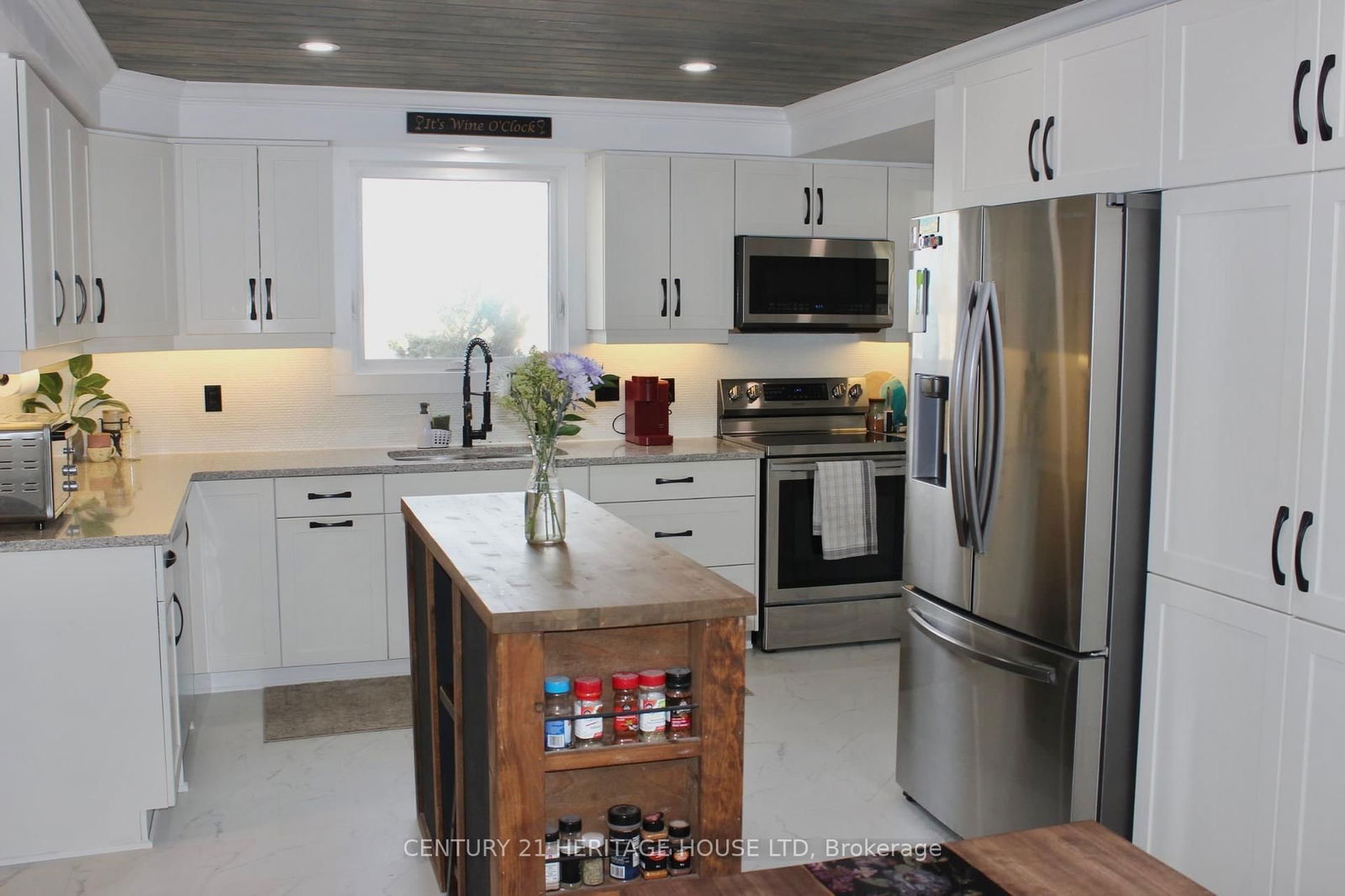 Detached House for sale at 6958 Sunset Road, Central Elgin, Rural Central Elgin, N5P 3S8 - MLS: X12110609