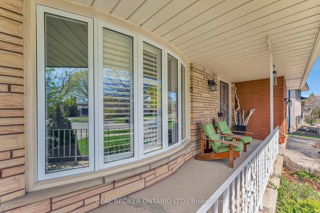 64 Farringford Drive
