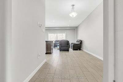 940 Robert Ferrie Dr, Kitchener -  image-0-4