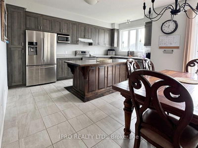 170 Queen St, Middlesex Centre - Komoka image-0-3