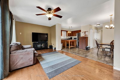 92 LIVINGSTONE Cres, Cambridge -  image-0-3