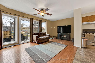 92 LIVINGSTONE Cres, Cambridge -  image-0-4