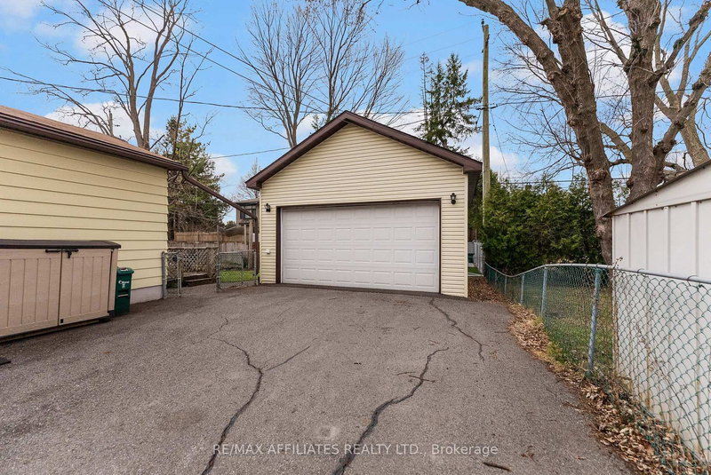 1206 Checkers Rd, Ottawa, K2C 2S7 | Image 3