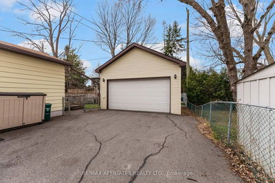 1206 Checkers Rd, Ottawa - Bel Air Park image-0-2