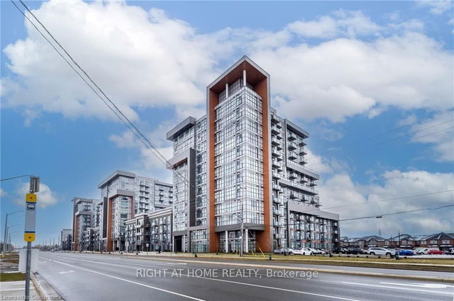 105 - 450 Dundas Street