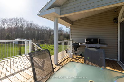 1444 Maplewood Dr, Elizabethtown-Kitley - Elizabethtown Kitley (Old Kitley) Twp image-0-4