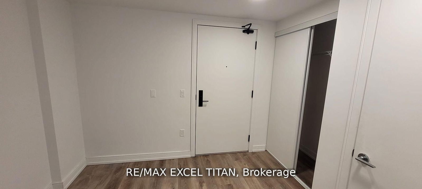 Condo for lease at #417-1 Jarvis Street, Hamilton, Beasley, L8R 3J2 - MLS: X12111005