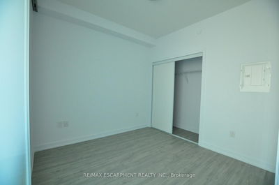 Unit 319 — 450 Dundas St, Hamilton - Waterdown image-0-4