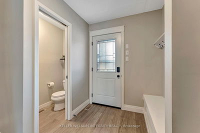 16C Arnold Dr, Ottawa - Arbeatha Park image-0-4