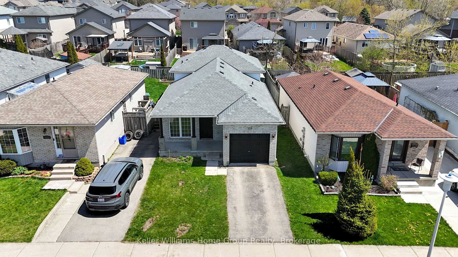 Detached House for sale at 228 Wildgoose Road, London East, East Q, N5W 6E2 - MLS: X12111101