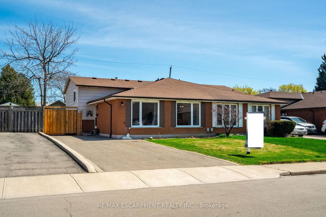 165 St Andrews Drive