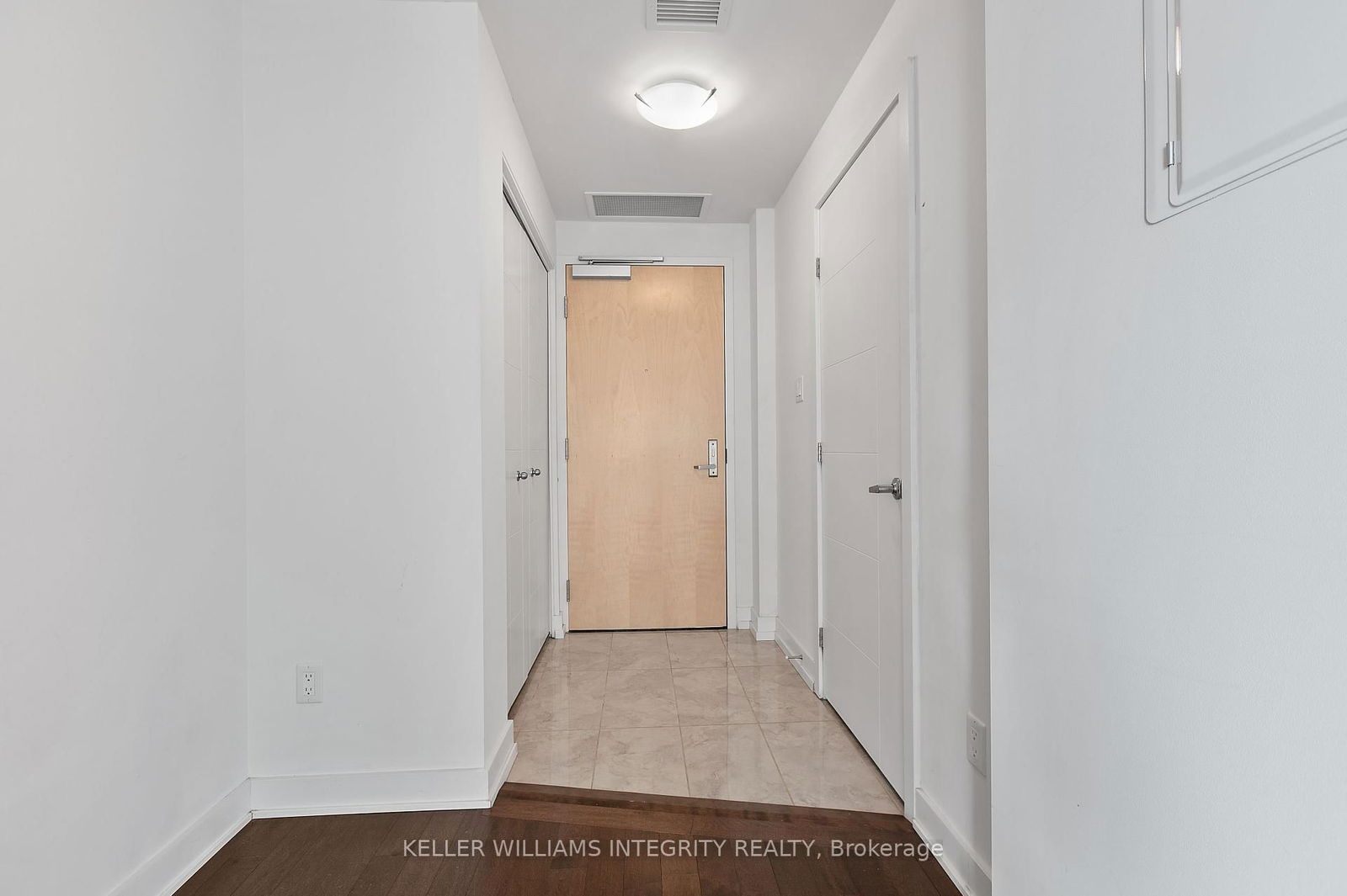 Condo for sale at 1705-179 Metcalfe Street, Ottawa, Ottawa Centre, K2P 0W1 - MLS: X12111250