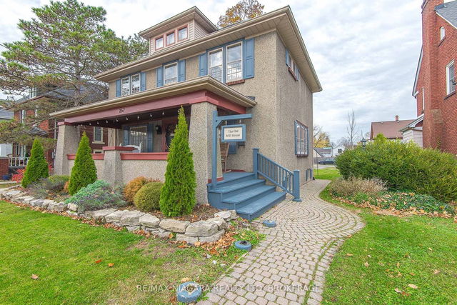 257 Sugarloaf Street