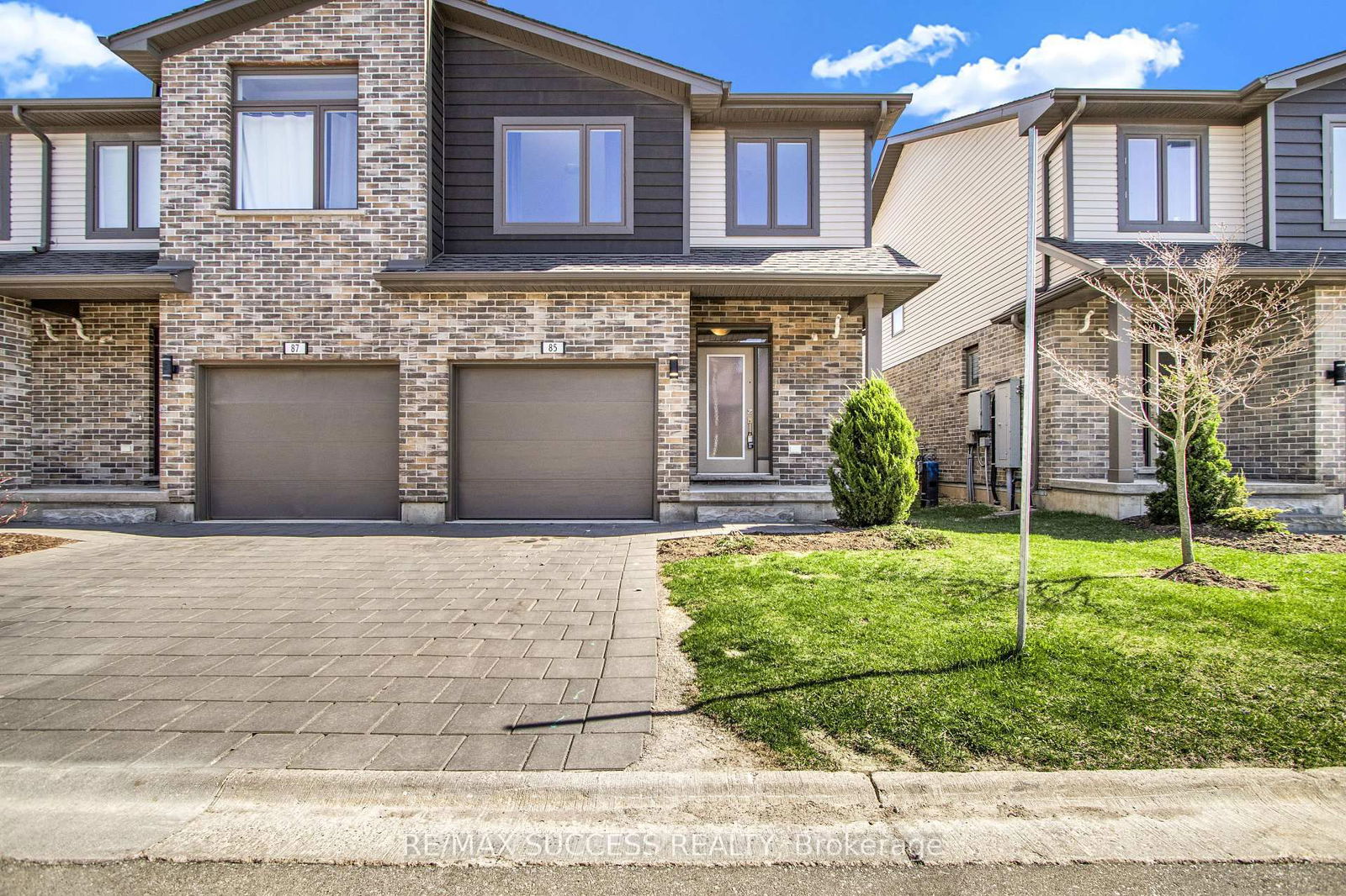 Townhouse for sale at 85-1960 DALMAGARRY Road, London, North E, N6G 0T8 - MLS: X12111522