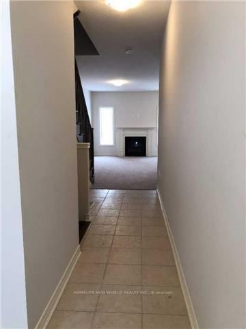 Townhouse for lease at 79 Sonoma Valley Crescent, Hamilton, Mewburn, L9B 0J3 - MLS: X12111662