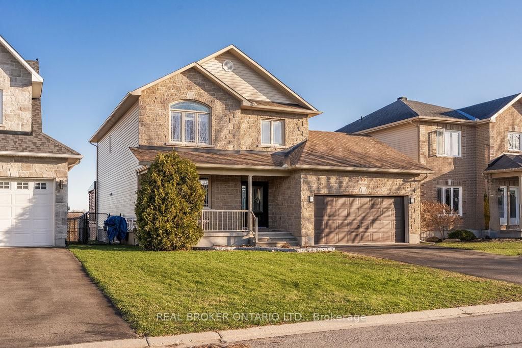 Detached House for sale at 193 Olde Towne Avenue, Russell, Village of Russell, K4R 0B3 - MLS: X12111713