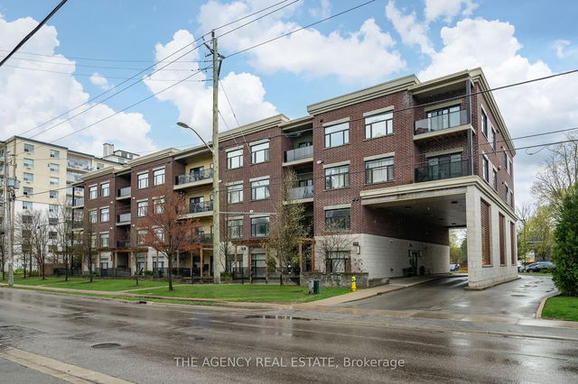 403 - 89 Ridout Street