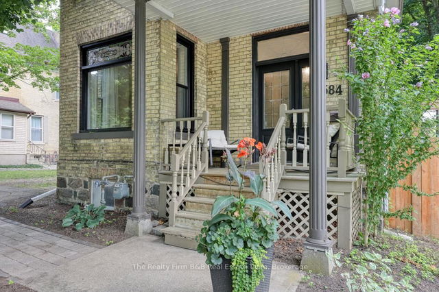 584 Grant Street