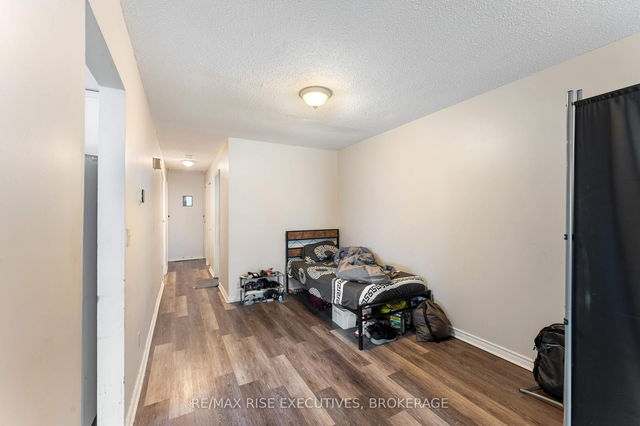 744 Selkirk Road