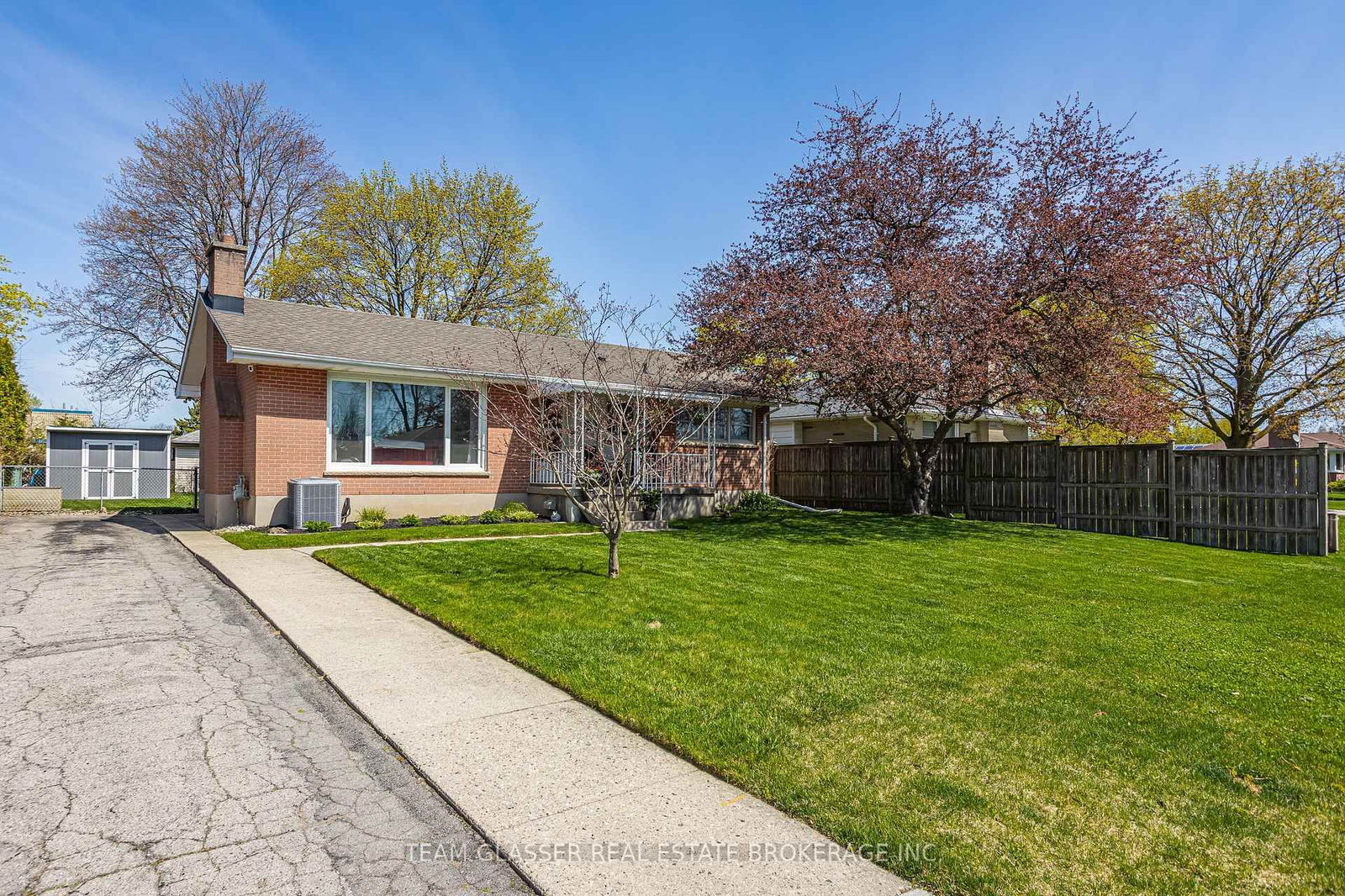 Detached House for sale at 1718 Whitehall Drive, London East, East H, N5W 1Y9 - MLS: X12112193