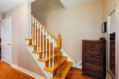 24 Ravenscroft Crt, Stittsville - Stittsville (Central) image-0-3