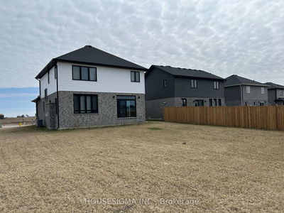 665 Ketter Way, Plympton-Wyoming - Plympton Wyoming image-0-2