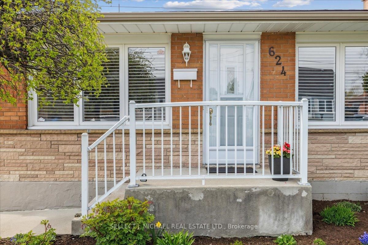 Detached House for sale at 624 Cochrane Road, Hamilton, Rosedale, L8K 3H6 - MLS: X12112357