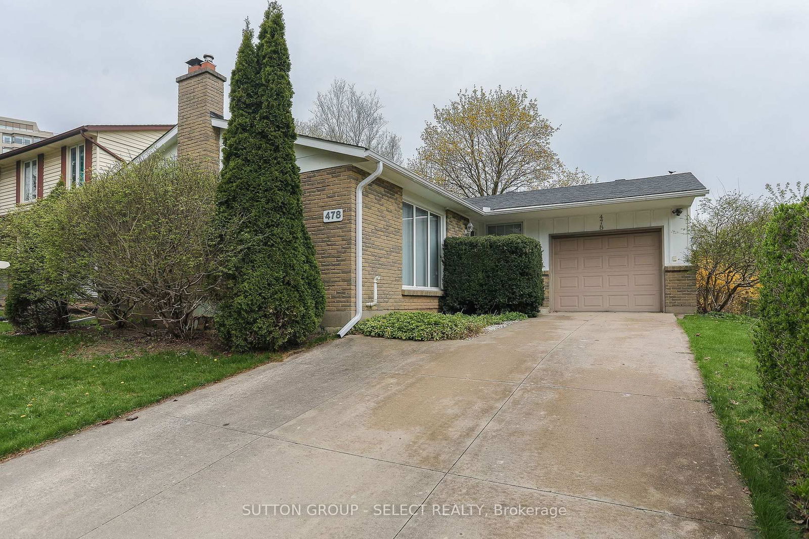 Detached House for sale at 478 Village Green Avenue, London South, South N, N6J 1Z3 - MLS: X12112386