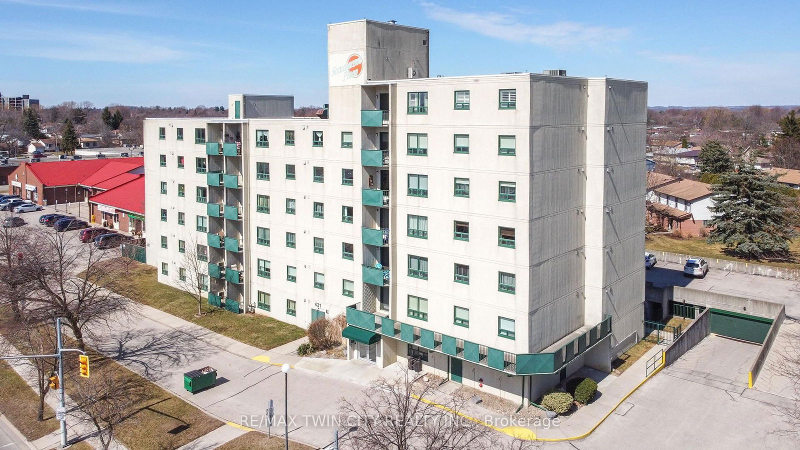 Condo for sale at 506-421 Fairview Drive, Brantford, N3R 7M3 - MLS: X12112451