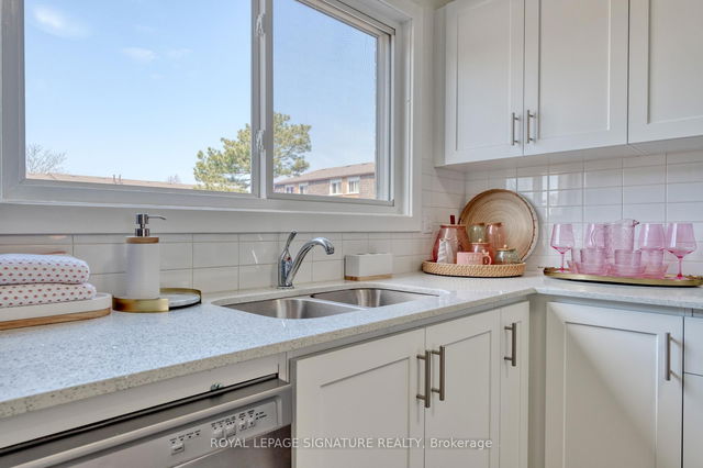 5 - 20 Anna Capri Drive