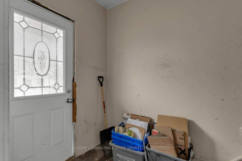 184 Montreal St, Kingston, K7K 3G4 | Image 3