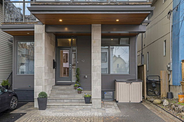 42 Sherbrooke Avenue