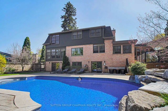163 Wychwood Park