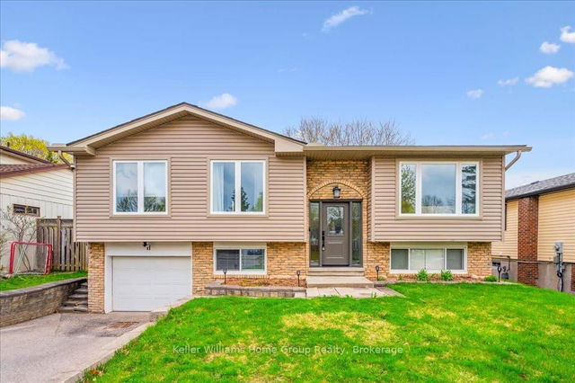 11 Fairmeadow Drive