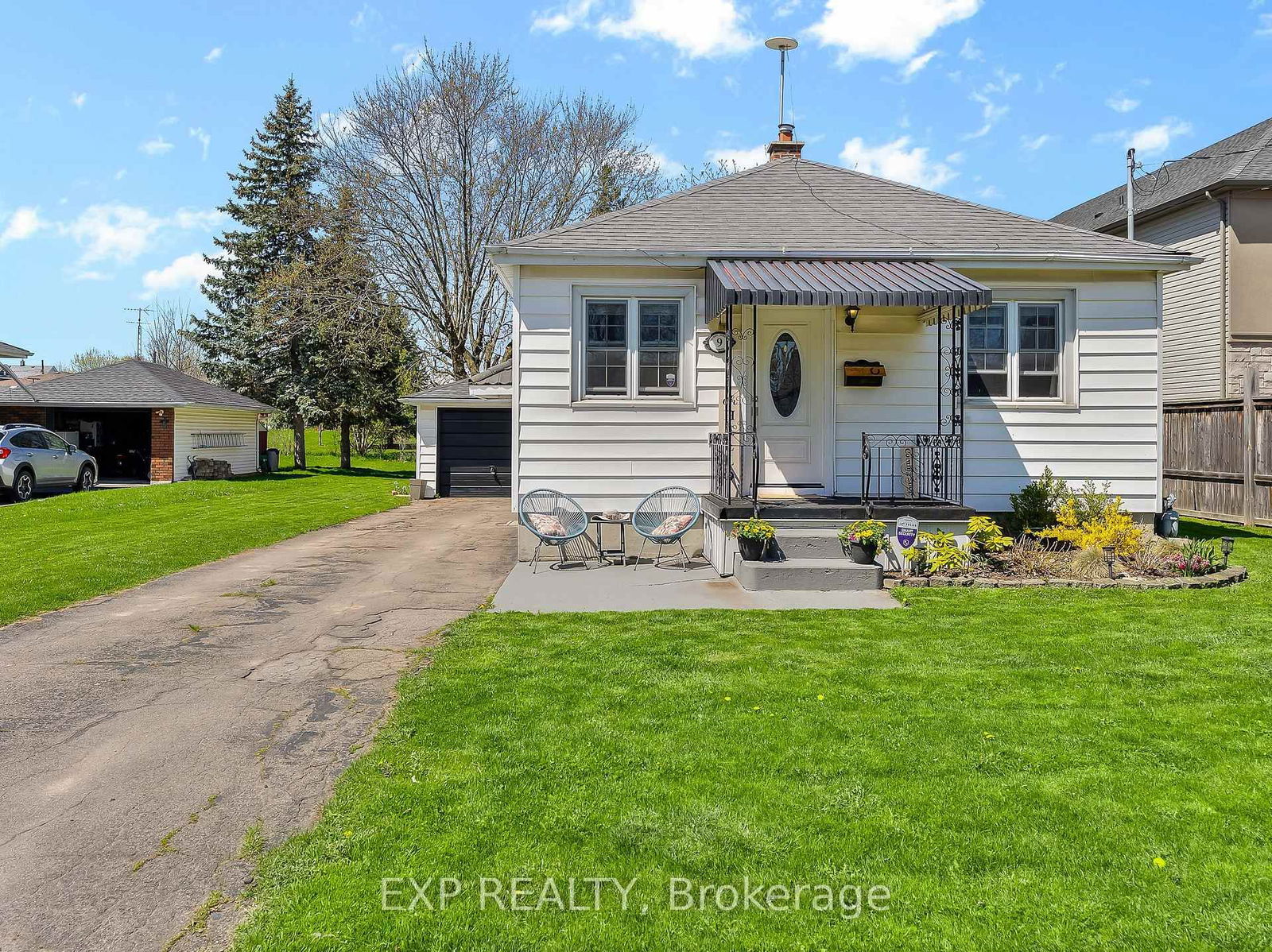Detached House for sale at 9 Queen Street, Thorold, Thorold Downtown, L2V 2P7 - MLS: X12112767