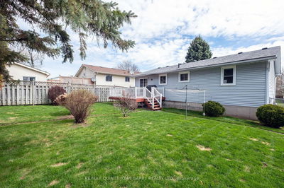 64 Ireland Dr, Quinte West - Trenton Ward image-0-4
