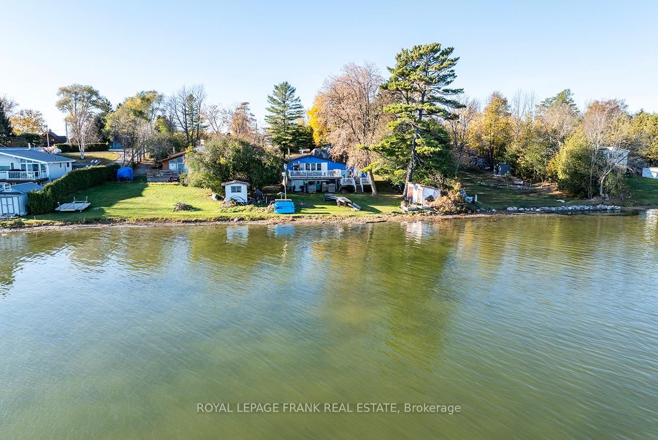 Detached House for sale at 121 Ball Point Road, Kawartha Lakes, Little Britain, K0M 2C0 - MLS: X12112799
