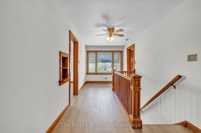 104 Oxford St, Woodstock - North image-0-3